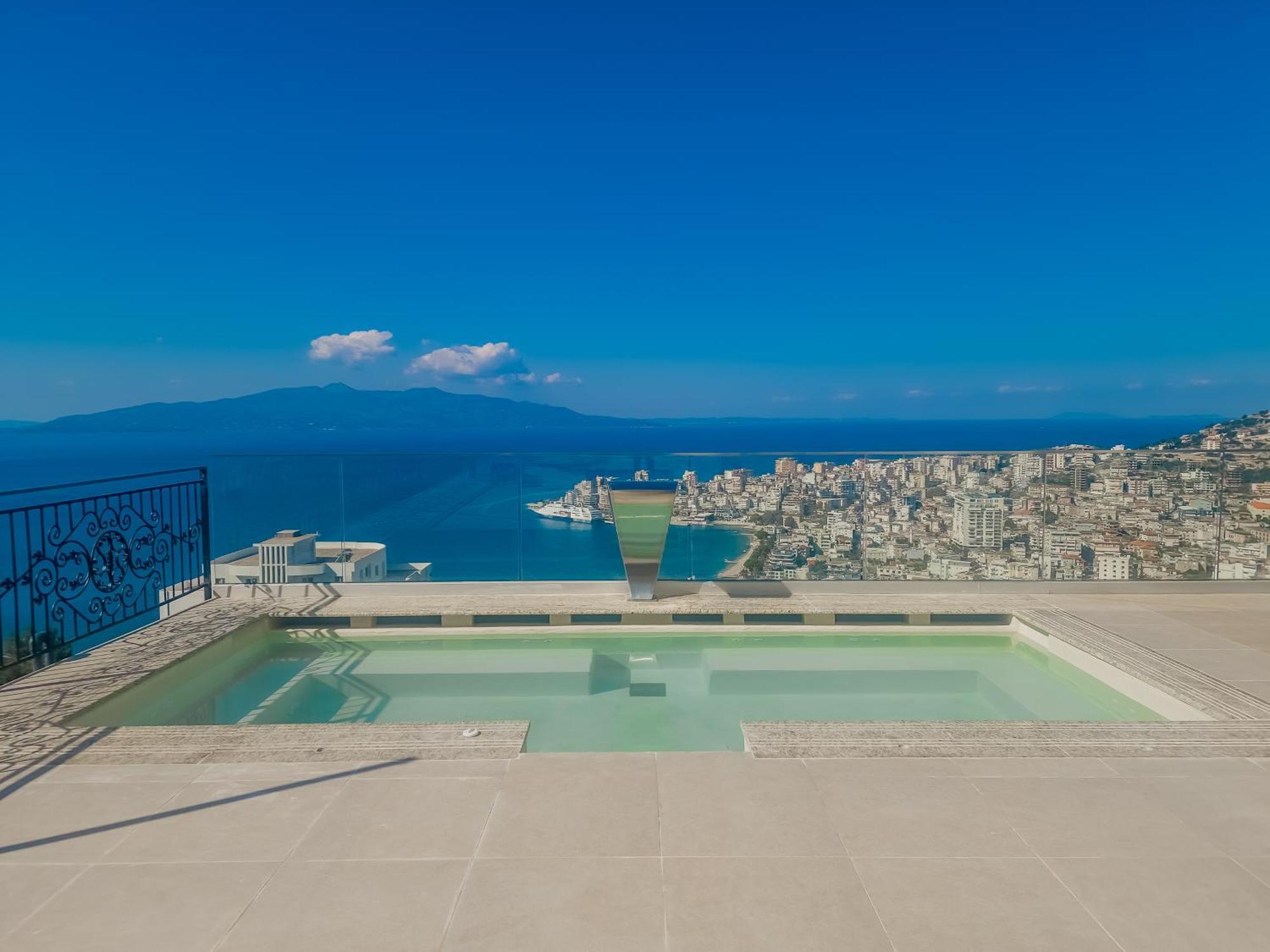 Sunset Shoreline - Sea View - Free Private Parking - Pool