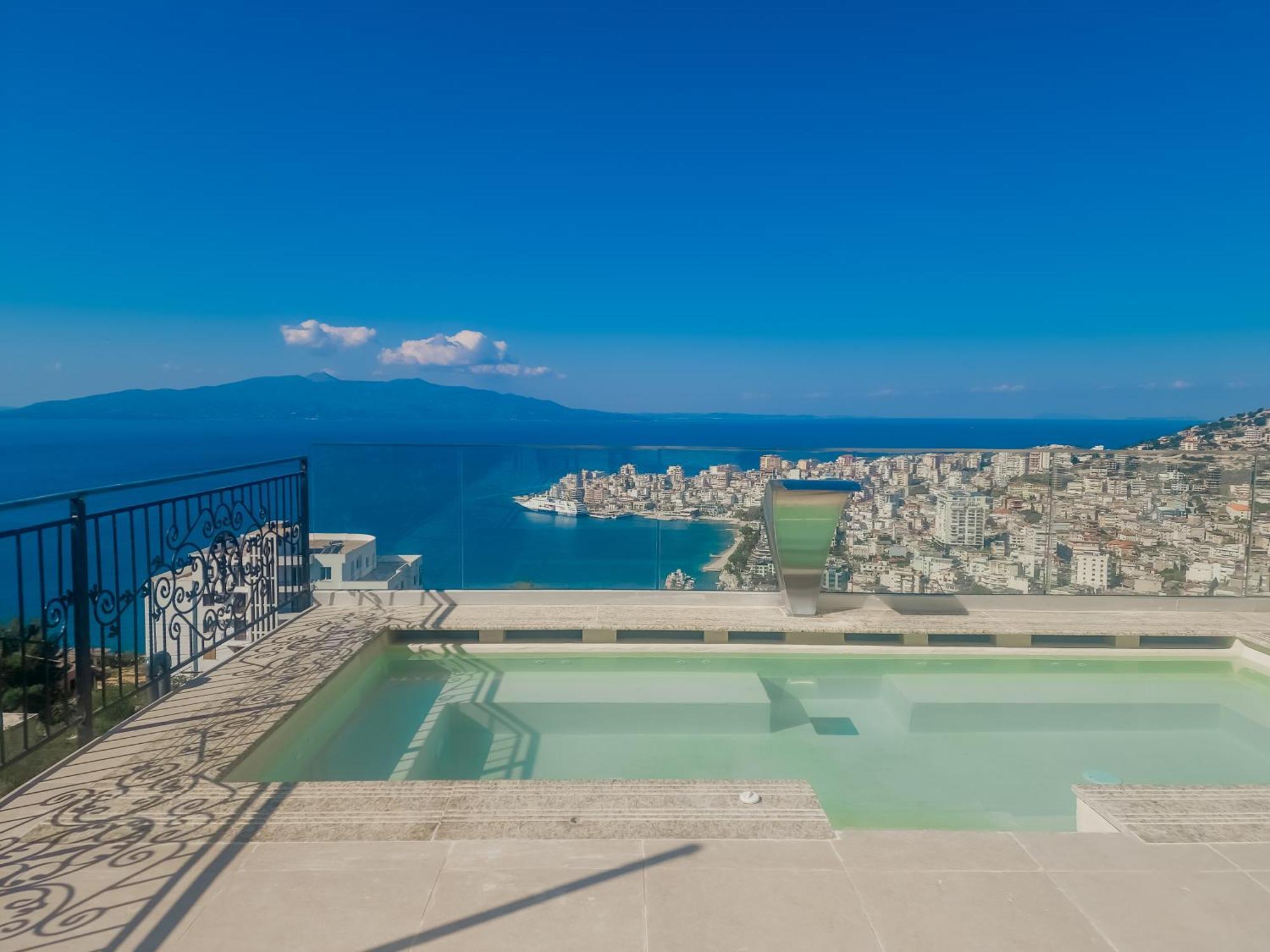 Sunset Shoreline - Sea View - Free Private Parking - Pool