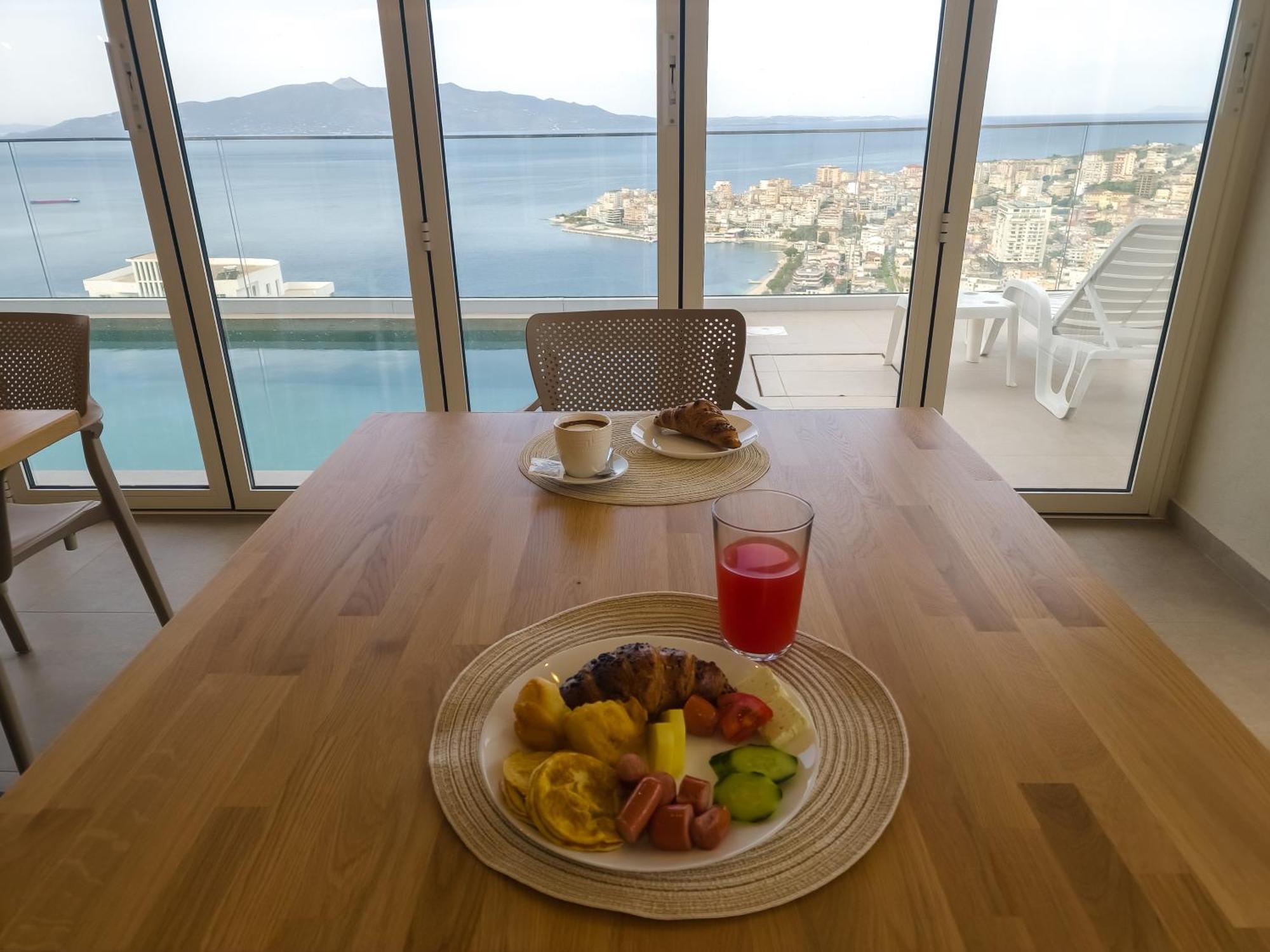 Hotel Sunset Shoreline - Sea View - Free Private Parking - Pool 4*